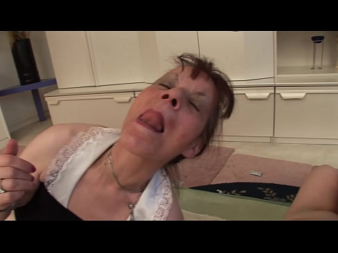 ❤️ Dy gjyshe dhe një gjysh kanë një treshe Video porno në pornografi sq.hdporn24.ru ❌